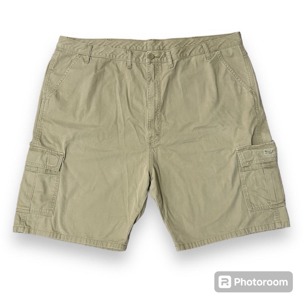 Wrangler Tan Cargo Shorts Men’s 46 Regular Waist